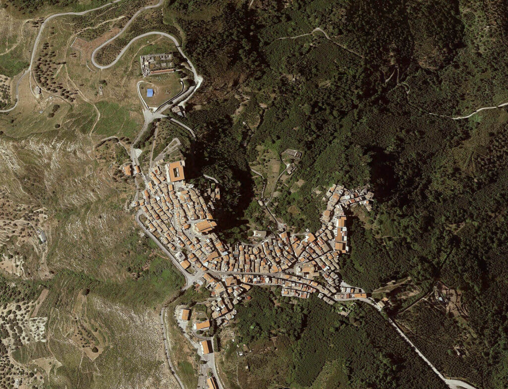 Motta d'affermo, Fiumara d'arte from satellite, GIiuseppe Gallo